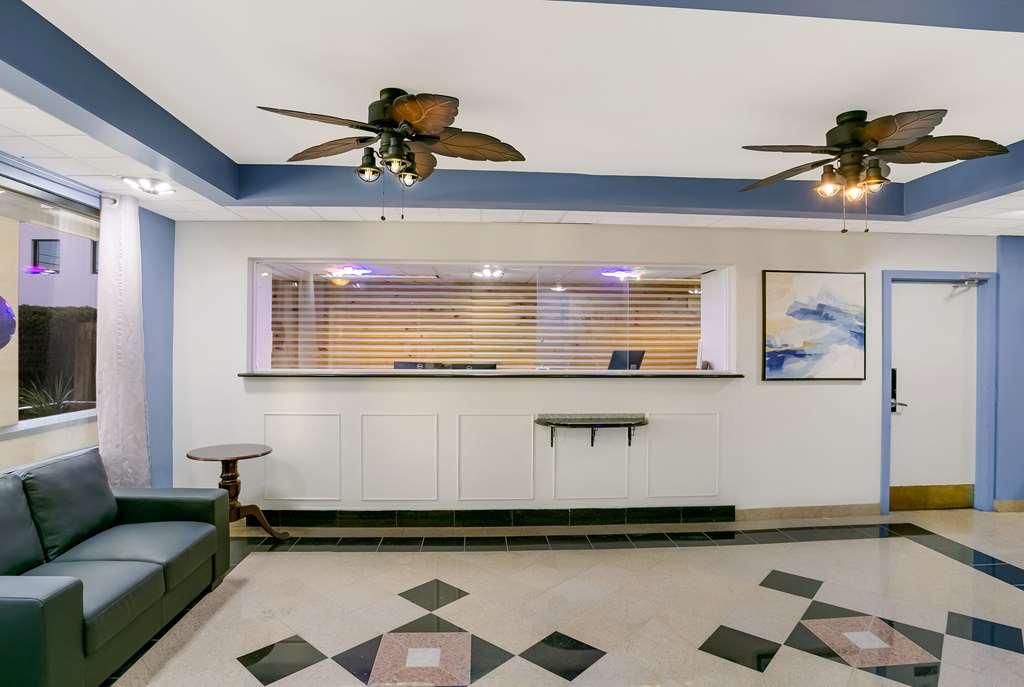 Rodeway Inn Rohrerstown Interior foto